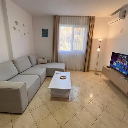 Apartment Beachside 2br By Adriatic Living Durres