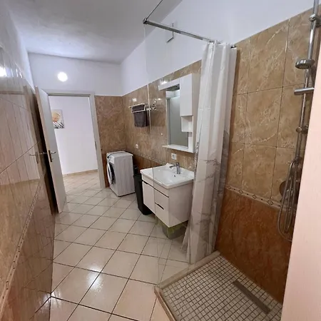 Beachside 2br By Adriatic Living Apartment Durres