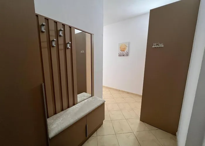 Beachside 2br By Adriatic Living *